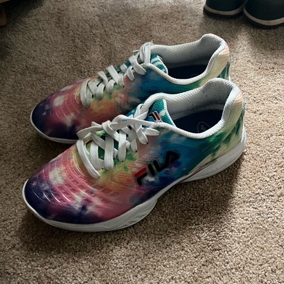 FILA Tennis Court Shoes - Picture 3 of 6